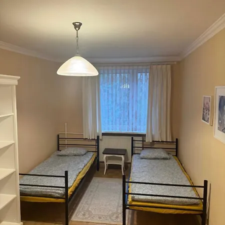 Hostel Tanie *